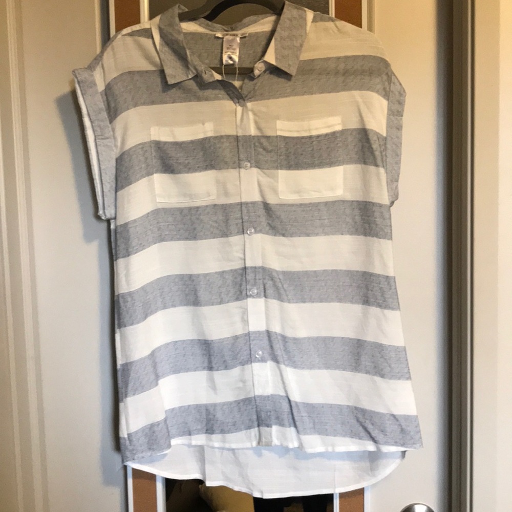 Cute button up